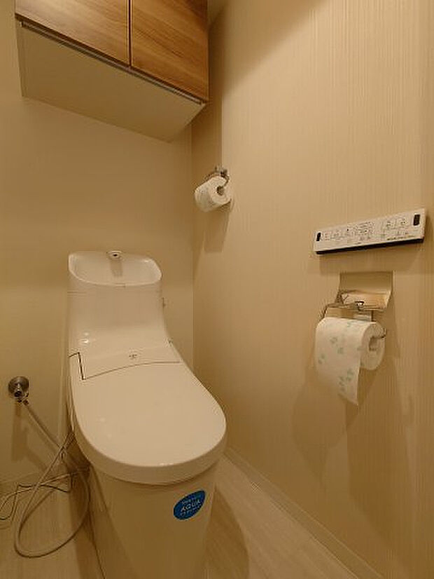 温水洗浄機能付きのシャワートイレ