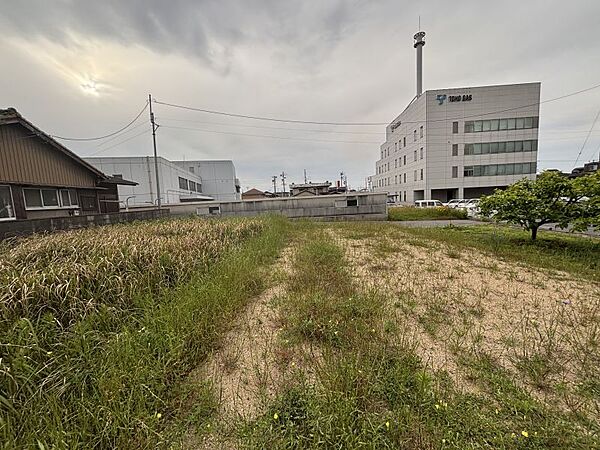更地渡しなので解体費用の負担がなく費用を抑えることができます♪