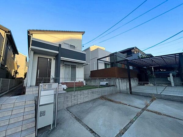 外観：323000452085