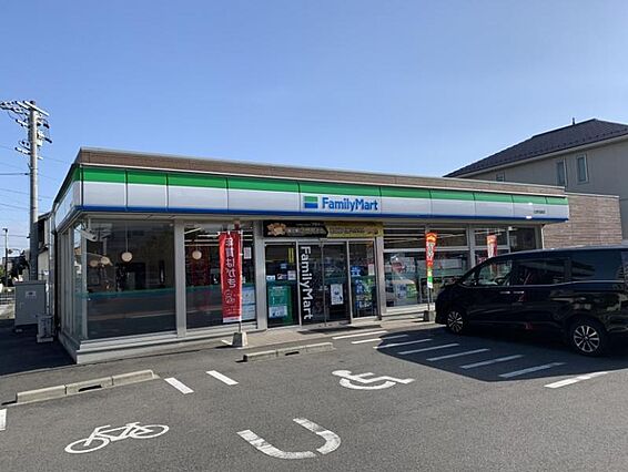 ファミリーマー...
