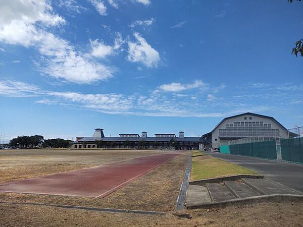 【周辺施設】聖籠中学校まで1.8kmです。 1800m