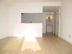 メゾン・ド・ジェミニ 103 1階2LDKのリビング/ダイニング