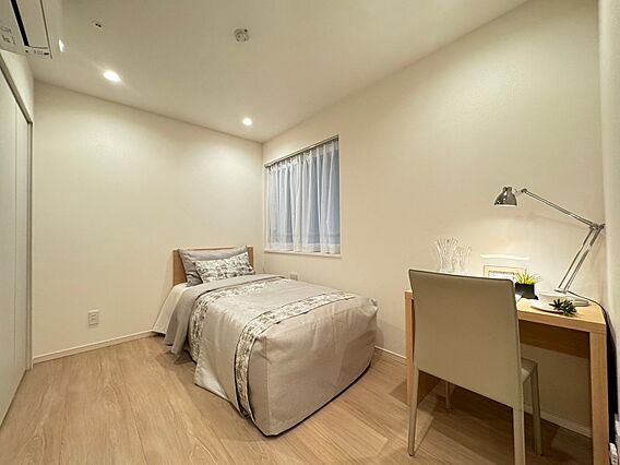 どんな部屋にア...