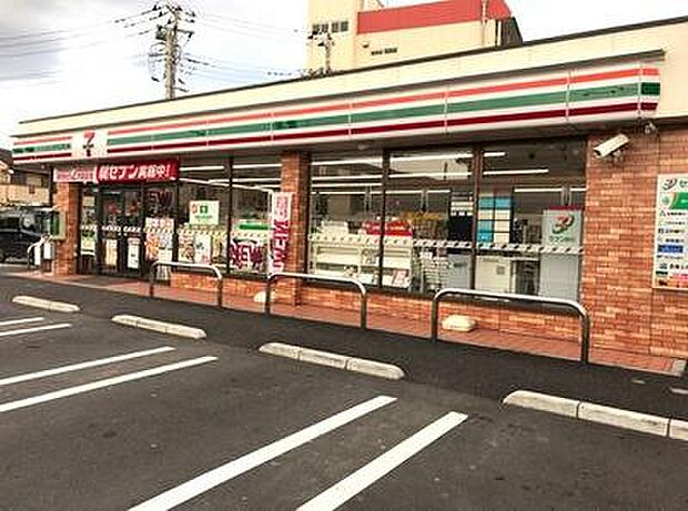 セブンイレブン三郷戸ケ崎店