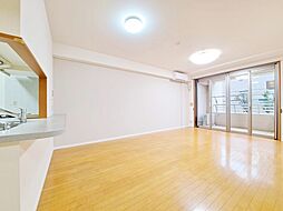 グランシティ練馬春日町 3LDKのリビング/ダイニング