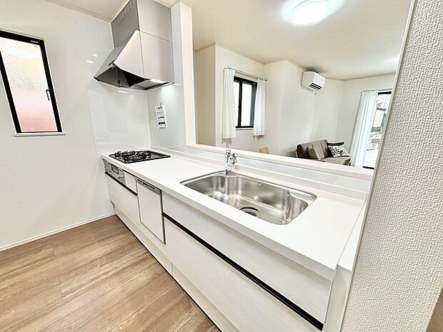 洗練されたスタイリッシュなデザイン性と使いやすさを備えた仕様。