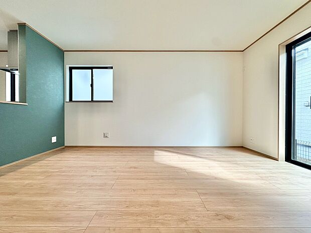 飾り過ぎないシンプルな内装と偏り過ぎないデザインで統一しました。