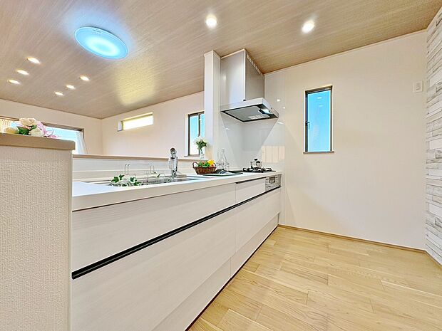 洗練されたスタイリッシュなデザイン性と使いやすさを備えた仕様。