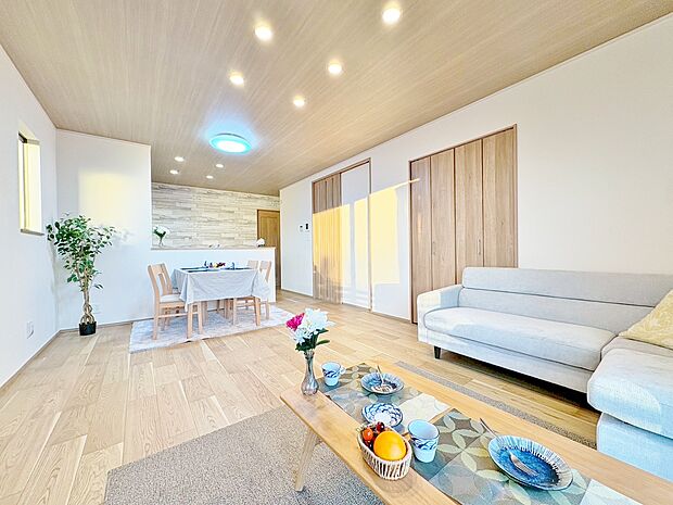 居心地の良い空気感は、暮らしのステージを彩り、心からのやすらぎと満足感を与えてくれます。