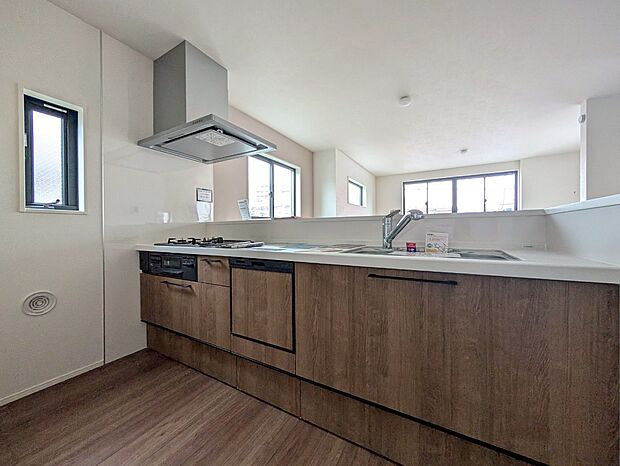 洗練されたスタイリッシュなデザイン性と使いやすさを備えた仕様。