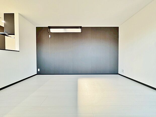 飾り過ぎないシンプルな内装と偏り過ぎないデザインで統一しました。