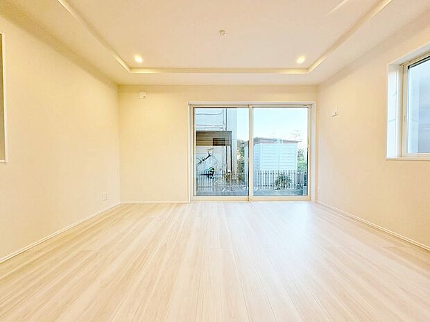 飾り過ぎないシンプルな内装と偏り過ぎないデザインで統一しました。