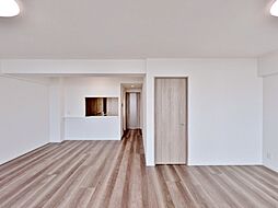 ゼファー浦安ブライトシティ 3LDKのリビング/ダイニング