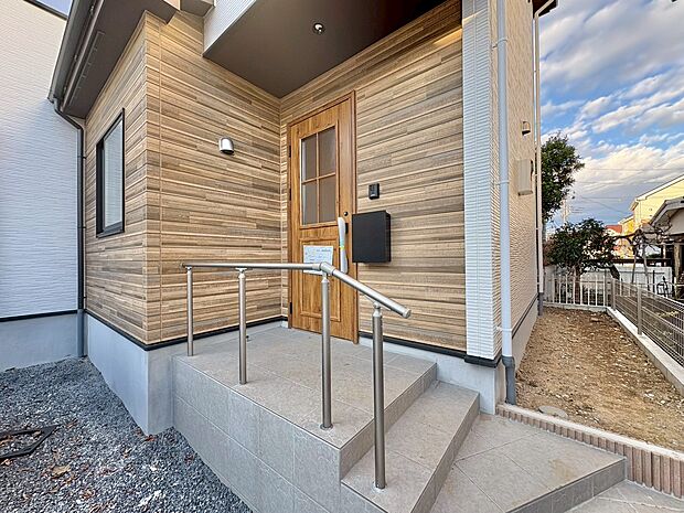 玄関を開ければ、そこは安らぎのご自宅。