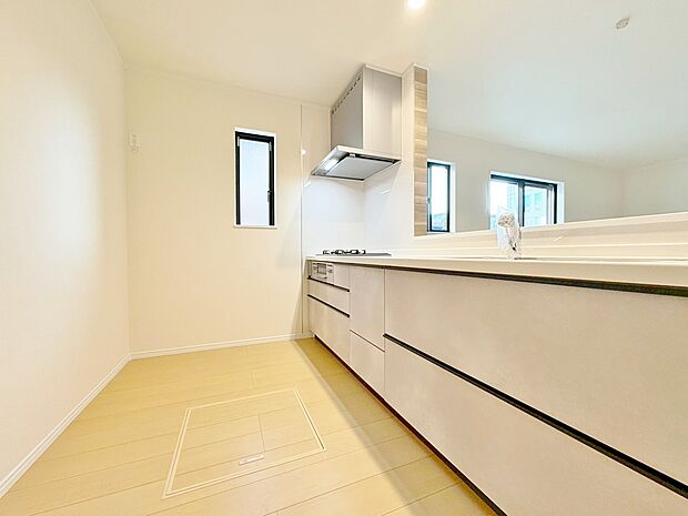 洗練されたスタイリッシュなデザイン性と使いやすさを備えた仕様。