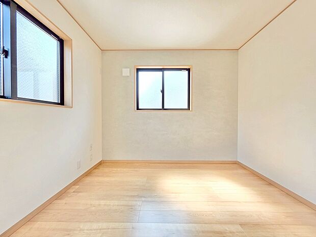 飾り過ぎないシンプルな内装と偏り過ぎないデザインで統一しました。