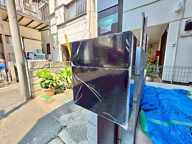 郵便物を受け取るための郵便受け。