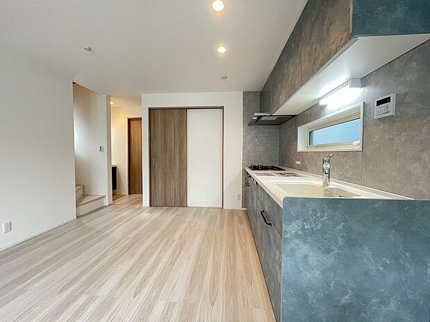 洗練されたスタイリッシュなデザイン性と使いやすさを備えた仕様。