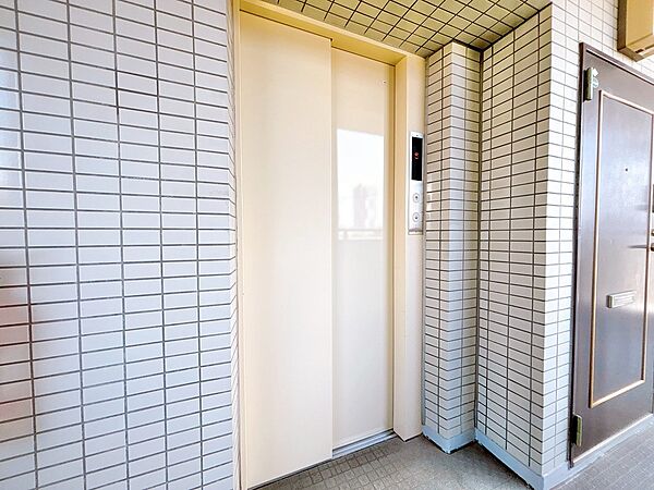 apartment 埼玉県草加市栄町２丁目1-11
地図を見る