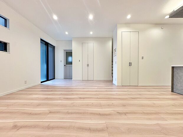 快適に過ごす毎日を求めて、暮らしの中でご自身の「マイホーム」に創り上げてください。