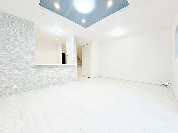 豊かな居住性と、安心感を満たすクオリティが見事に調和した住空間。