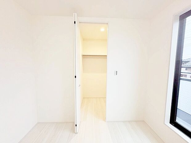 暮らし心地を大きく左右する収納を、適材適所に配置し使い勝手を考慮しました。