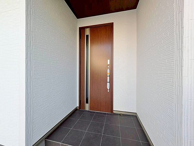 玄関を開ければ、そこは安らぎのご自宅。