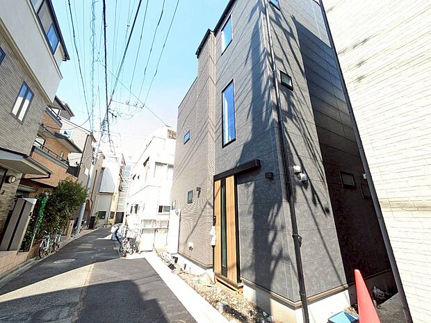 現地に足をお運びいただいた際には、周辺散策などをお勧めいたします。