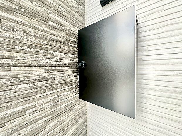 郵便物を受け取るための郵便受け。