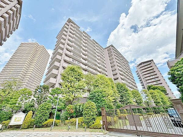 apartment 東京都荒川区南千住６丁目37-3
地図を見る