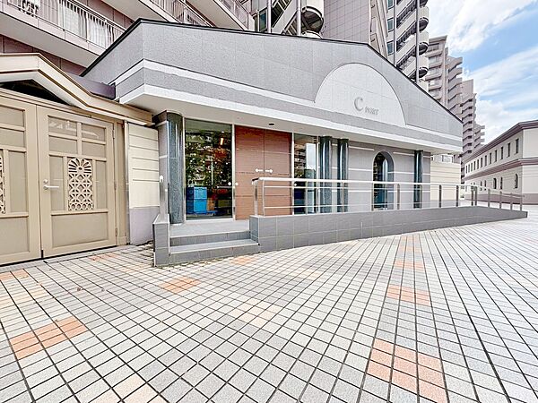 apartment 東京都荒川区南千住６丁目37-3
地図を見る