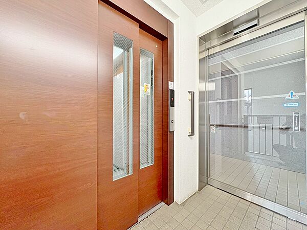 apartment 東京都荒川区南千住６丁目37-3
地図を見る