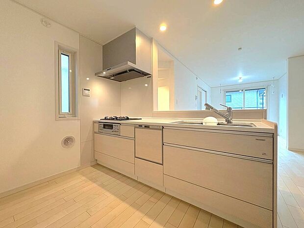 洗練されたスタイリッシュなデザイン性と使いやすさを備えた仕様。