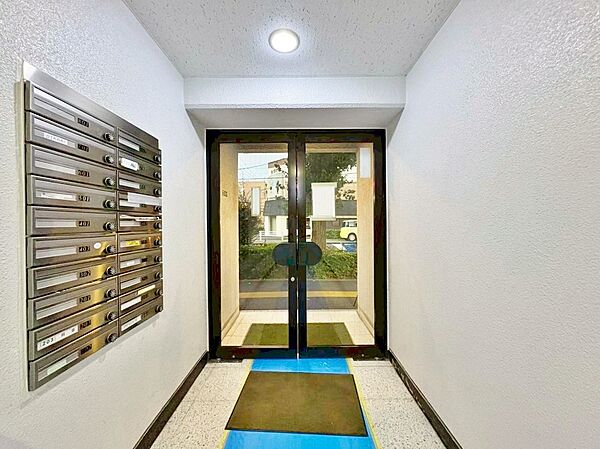 apartment 東京都足立区綾瀬２丁目14-11
地図を見る