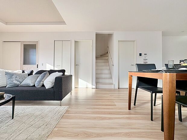 快適に過ごす毎日を求めて、暮らしの中でご自身の「マイホーム」に創り上げてください。