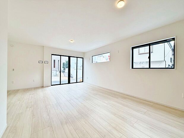 豊かな居住性と、安心感を満たすクオリティが見事に調和した住空間。