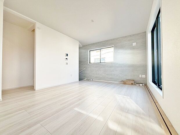 飾り過ぎないシンプルな内装と偏り過ぎないデザインで統一しました。