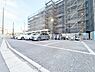 駐車場：本物件の駐車スペースです。車種制限のある場合もございますので、お気軽にお問い合わせくださいませ。