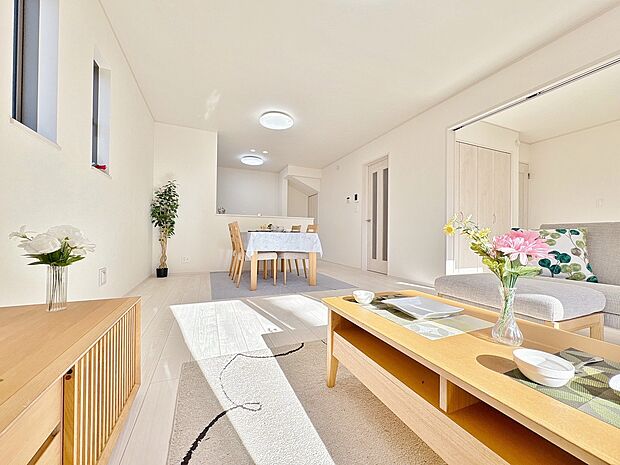 豊かな居住性と、安心感を満たすクオリティが見事に調和した住空間。