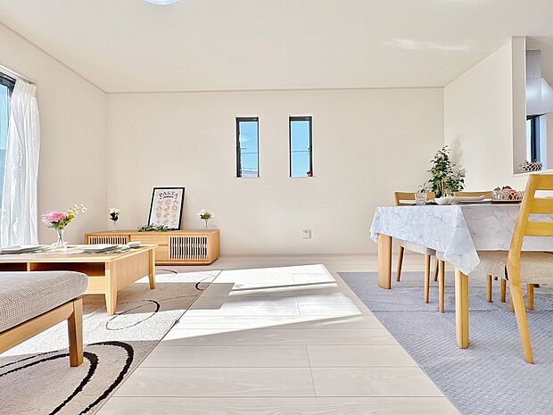 快適に過ごす毎日を求めて、暮らしの中でご自身の「マイホーム」に創り上げてください。