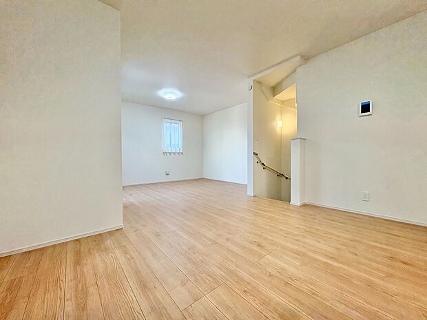 飾り過ぎないシンプルな内装と偏り過ぎないデザインで統一しました。