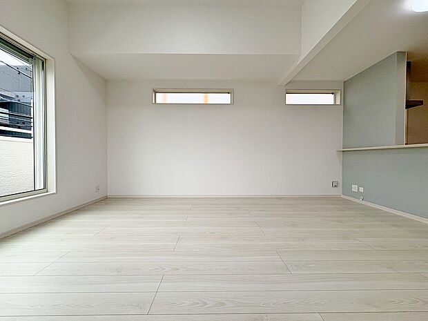 飾り過ぎないシンプルな内装と偏り過ぎないデザインで統一しました。