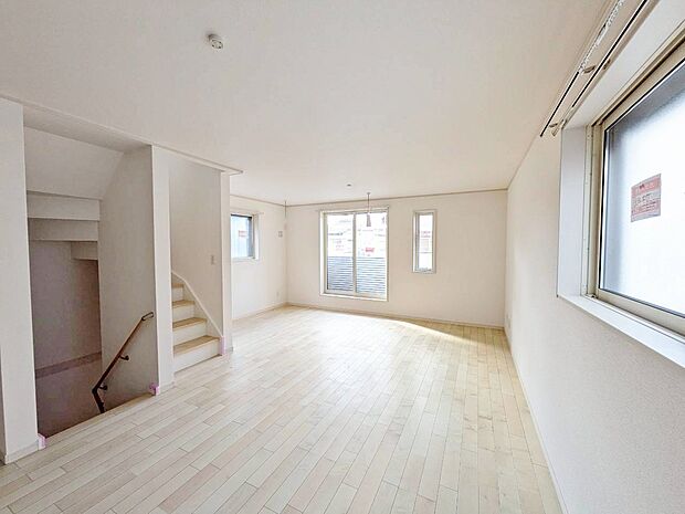 居心地の良い空気感は、暮らしのステージを彩り、心からのやすらぎと満足感を与えてくれます。