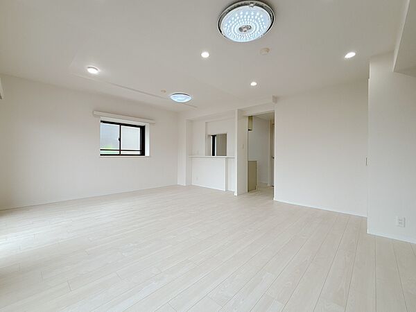 豊かな居住性と、安心感を満たすクオリティが見事に調和した住空間。