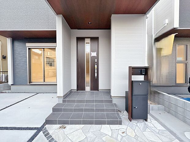 玄関を開ければ、そこは安らぎのご自宅。