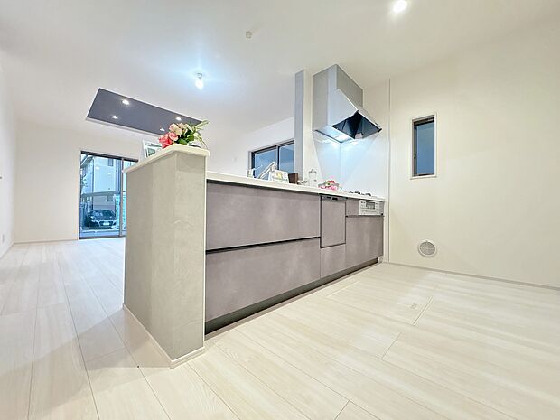 洗練されたスタイリッシュなデザイン性と使いやすさを備えた仕様。