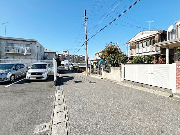 現地に足をお運びいただいた際には、周辺散策などをお勧めいたします。