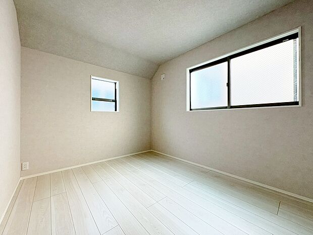 外と内をつなぐエントランスは、まさに顔となる場所。