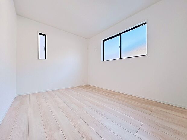 暖かいひだまりを全身で感じ取れる室内。光あふれる空間で子育てをする喜び。