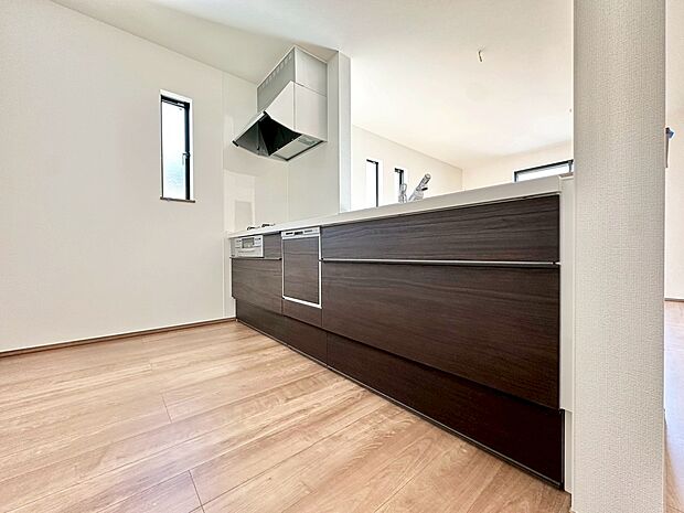 洗練されたスタイリッシュなデザイン性と使いやすさを備えた仕様。